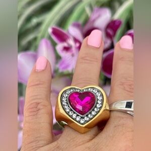 Kurt Geiger NWT Sz 6.5 Pink faceted Heart/Crystals/ Wide Gold Band Box& Dust Bag